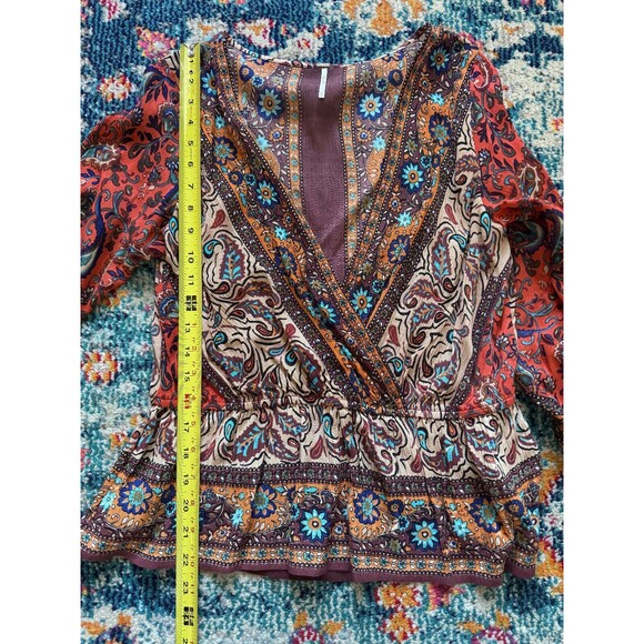 Free People Risalie Smocked‎ Top Size Medium Flutter Sleeve Peasant Boho - Picture 6 of 7